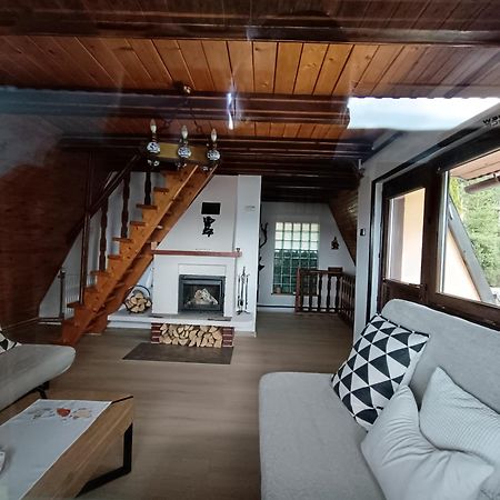 Domek Caloroczny Tresna Agata Exterior foto