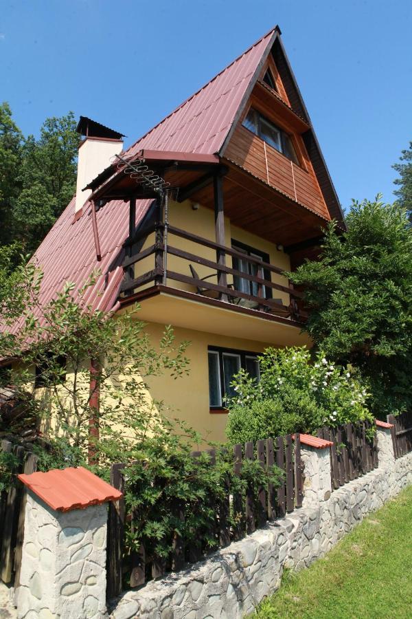 Domek Caloroczny Tresna Agata Exterior foto