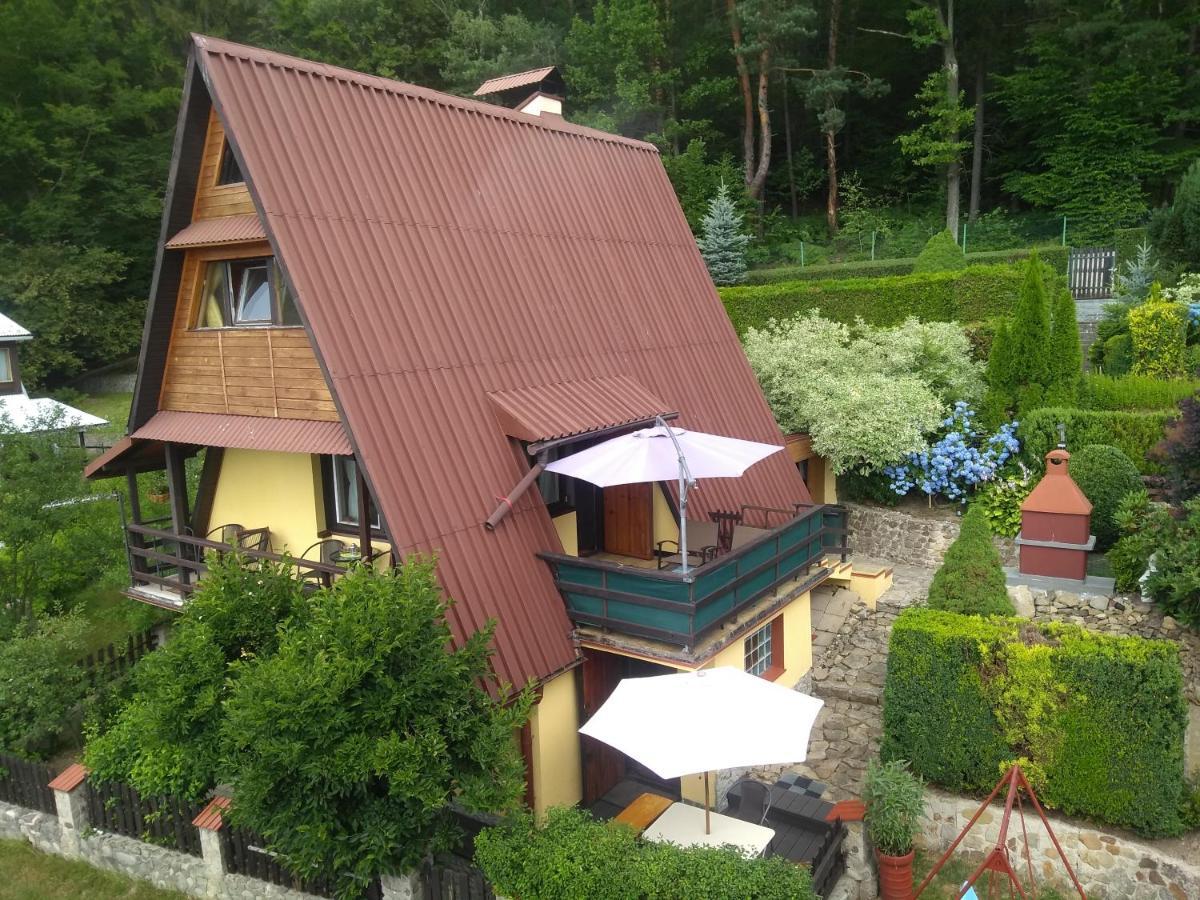 Domek Caloroczny Tresna Agata Exterior foto